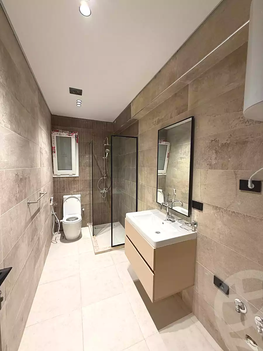https://aqarmap.com.eg/ar/listing/7136113-for-sale-cairo-new-cairo-ganob-el-akadamiya-south-academy-a-el-noaman-ibn-bashir-st