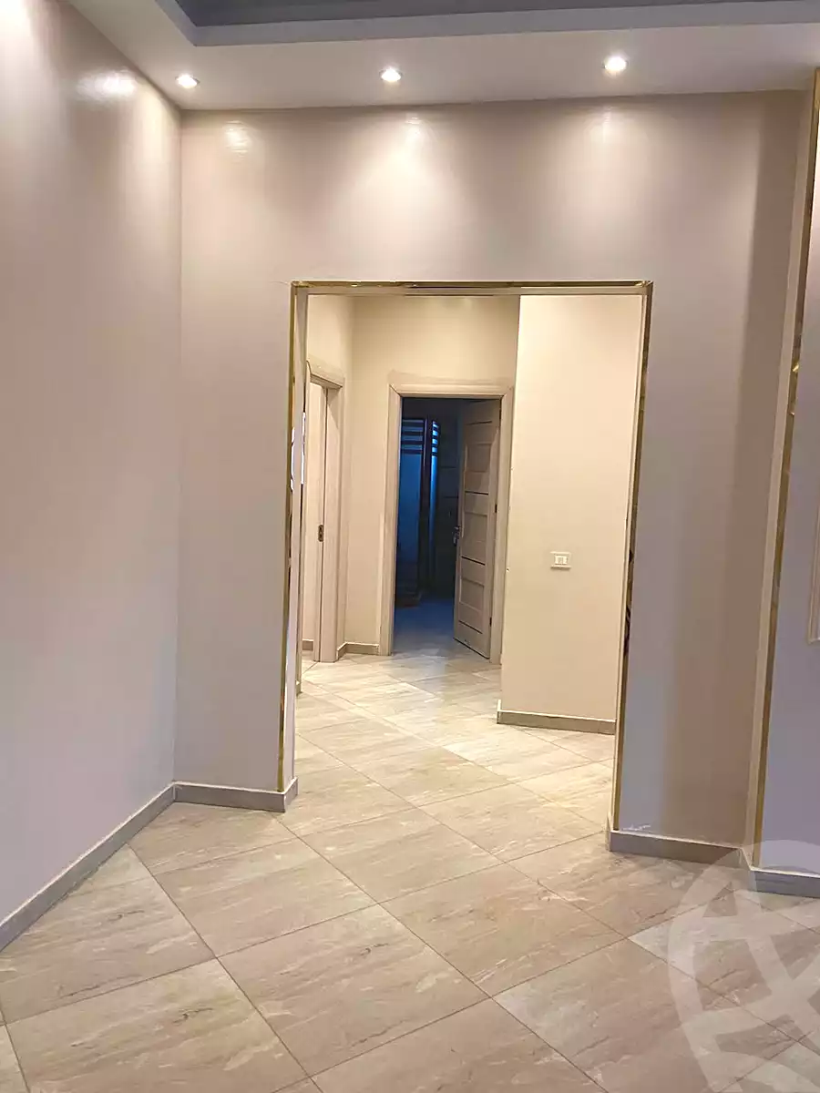 https://aqarmap.com.eg/ar/listing/7136255-for-sale-cairo-new-cairo-compounds-kmbwnd-lnkhyl