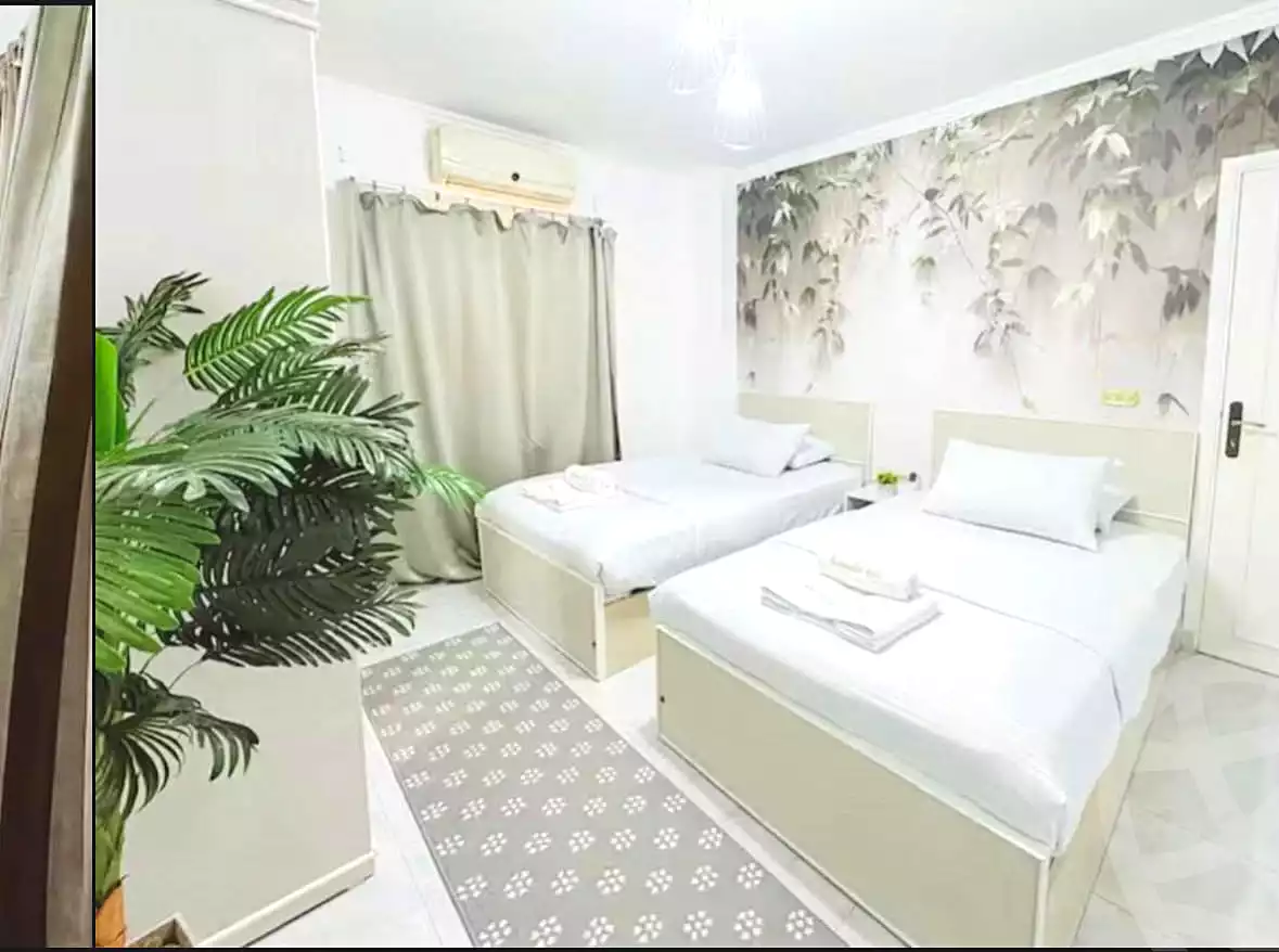 https://aqarmap.com.eg/ar/listing/7136260-for-sale-cairo-new-cairo-compounds-el-ashrafia