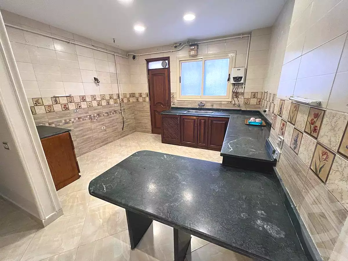 https://aqarmap.com.eg/ar/listing/7136268-for-sale-cairo-new-cairo-el-narges-el-narges-2-pilot-halawany-st