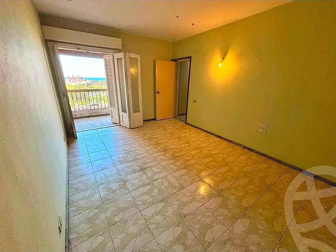 https://aqarmap.com.eg/ar/listing/7136787-for-sale-alexandria-el-montazah-el-geesh