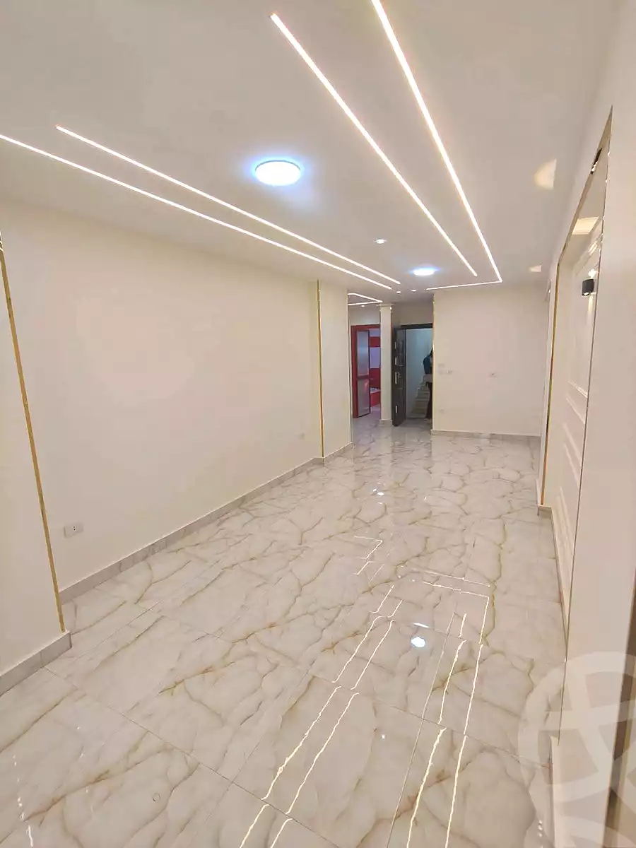 https://aqarmap.com.eg/ar/listing/7137429-for-sale-alexandria-sydy-bshr-sydy-bshr-bhry-khalil-hamada-st