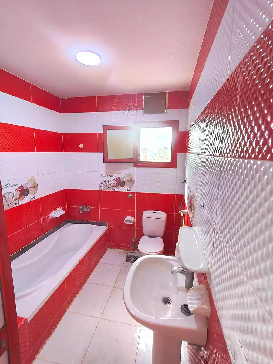 https://aqarmap.com.eg/ar/listing/7137429-for-sale-alexandria-sydy-bshr-sydy-bshr-bhry-khalil-hamada-st