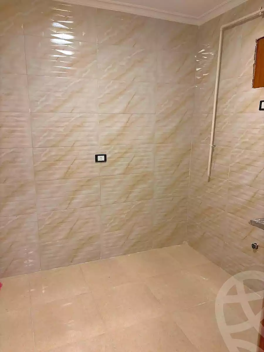 https://aqarmap.com.eg/ar/listing/7137525-for-sale-cairo-helwan-helwan-el-sharkeya-mostafa-safwat-st