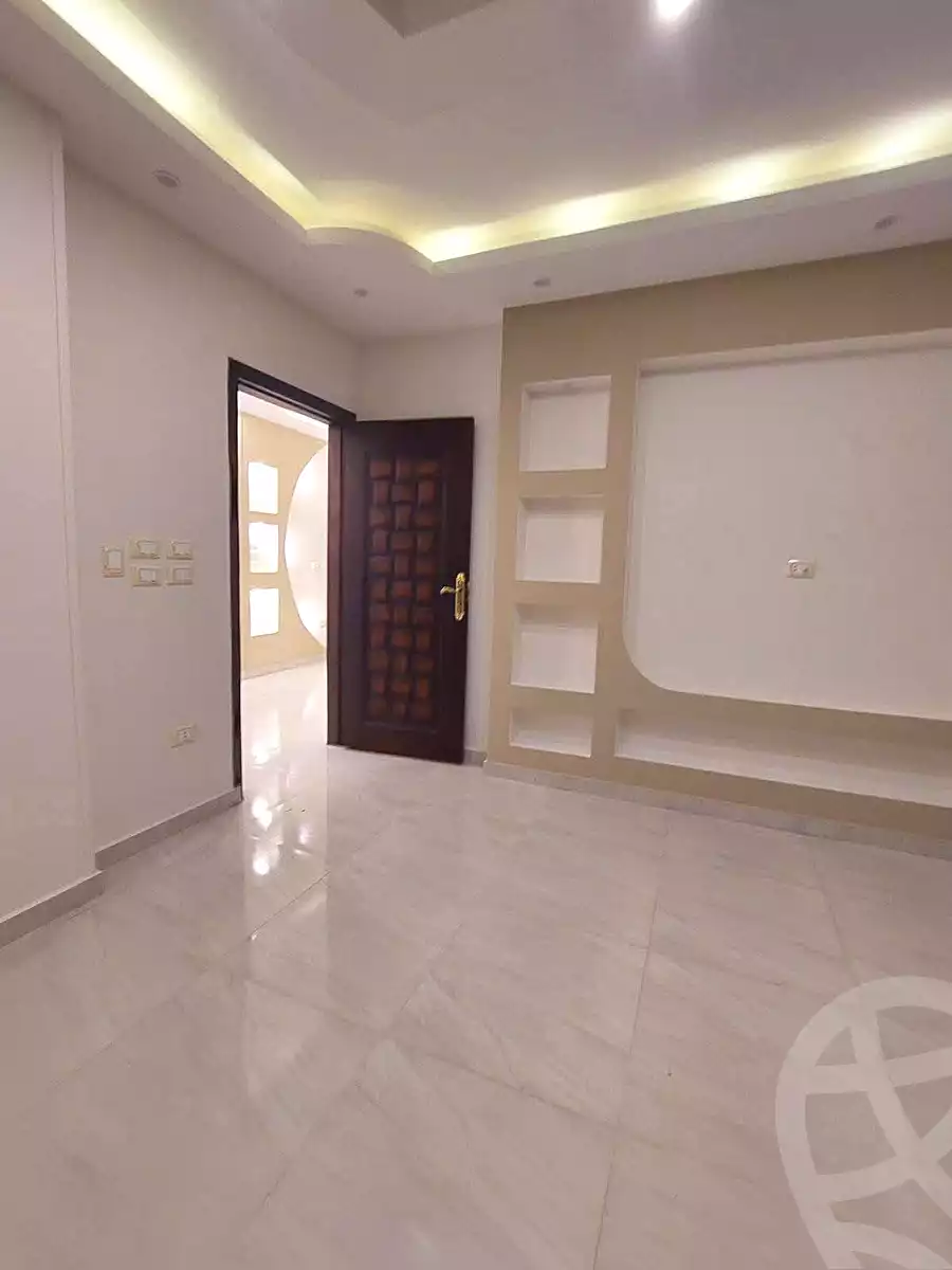 https://aqarmap.com.eg/ar/listing/7137597-for-sale-cairo-helwan-helwan-el-sharkeya-saleh-sobhy-st