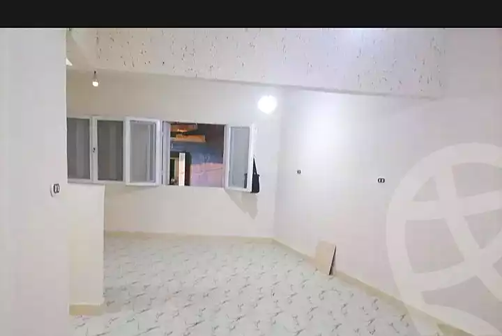 https://aqarmap.com.eg/ar/listing/7138000-for-rent-alexandria-al-agamy-lbytsh