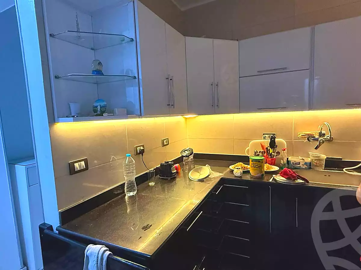 https://aqarmap.com.eg/en/listing/7138107-for-sale-cairo-ain-shams-jsr-lswys