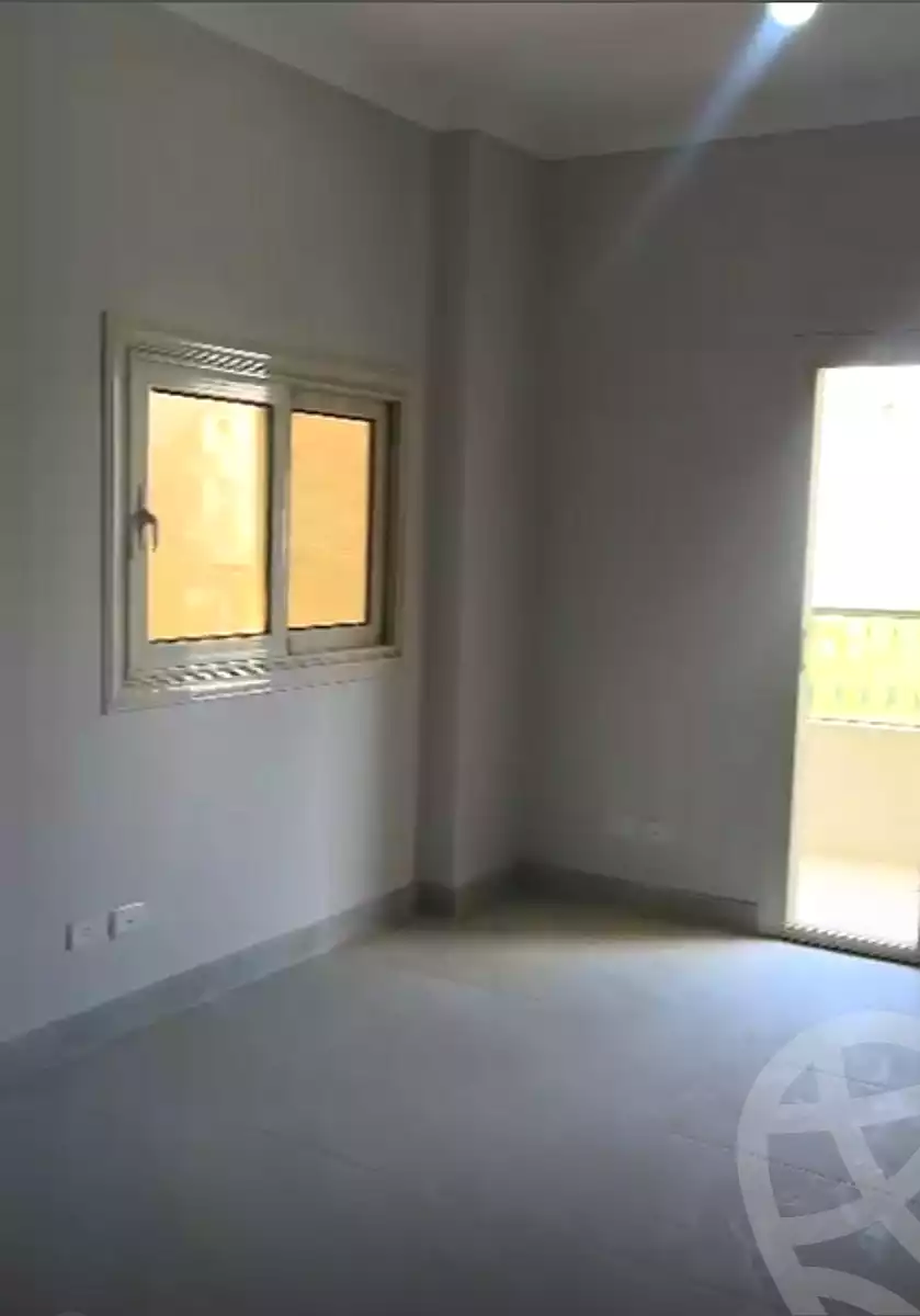 https://aqarmap.com.eg/ar/listing/7138307-for-sale-cairo-new-cairo-first-settlement-mhwr-mstfy-kml