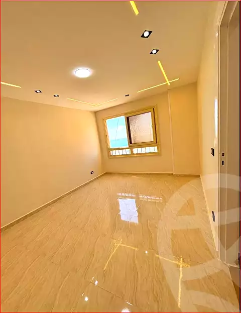 https://aqarmap.com.eg/ar/listing/7138937-for-sale-alexandria-miami-el-gaish-rd-st