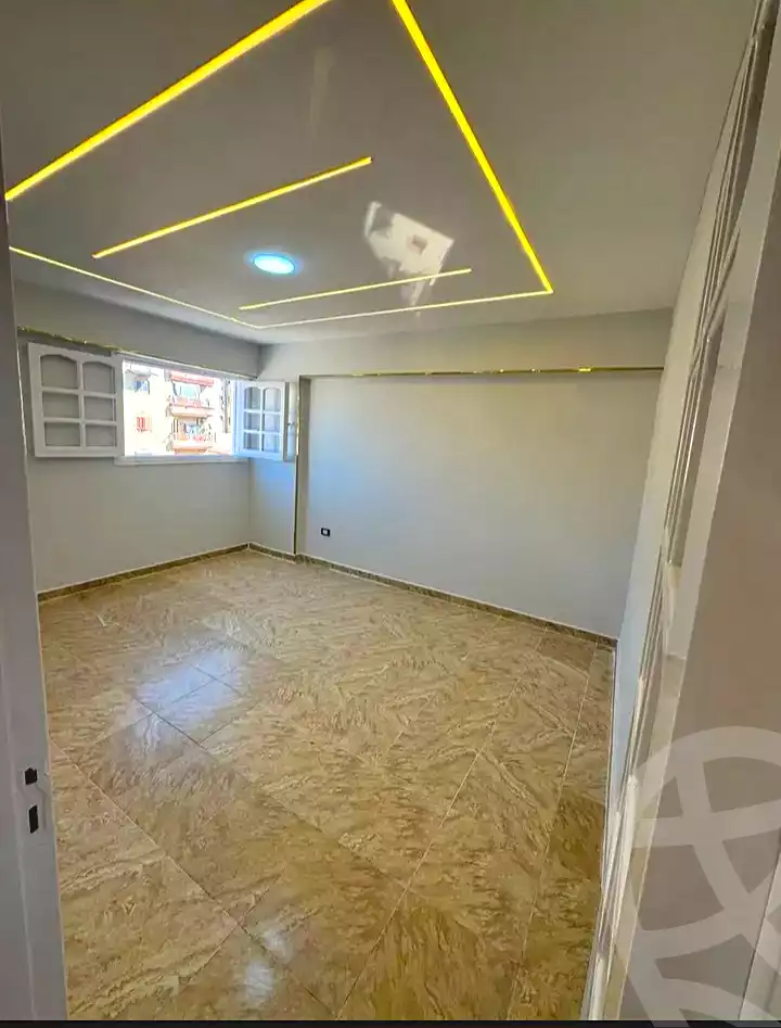 https://aqarmap.com.eg/ar/listing/7138912-for-sale-alexandria-miami-45-street