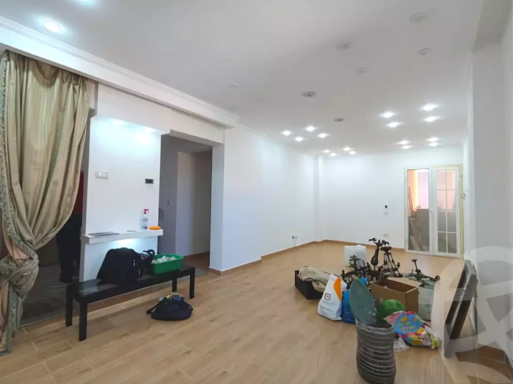 https://aqarmap.com.eg/ar/listing/7139006-for-sale-alexandria-moharram-bey-el-rasafa-st