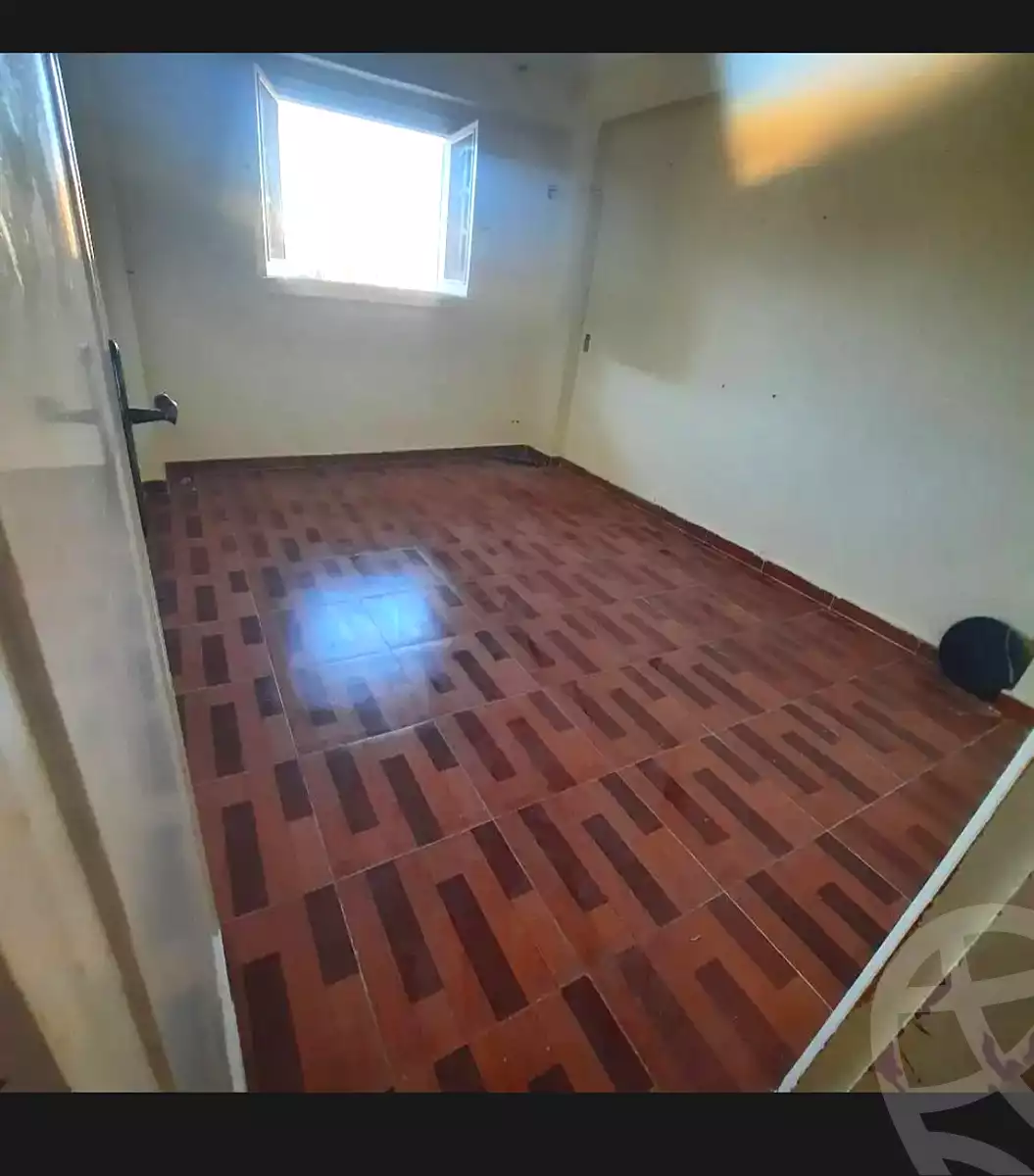 https://aqarmap.com.eg/ar/listing/7139125-for-sale-alexandria-al-agamy-el-hanouvel-al-asdakaa-st