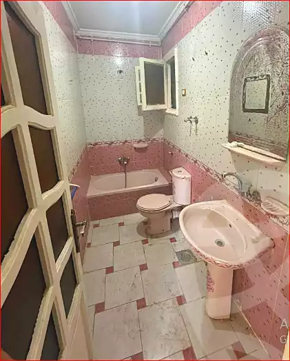 https://aqarmap.com.eg/ar/listing/7139132-for-sale-alexandria-lsywf-el-falki