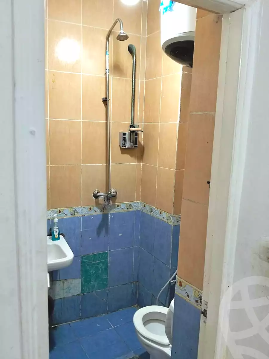https://aqarmap.com.eg/ar/listing/7139146-for-rent-alexandria-al-agamy-el-hanouvel