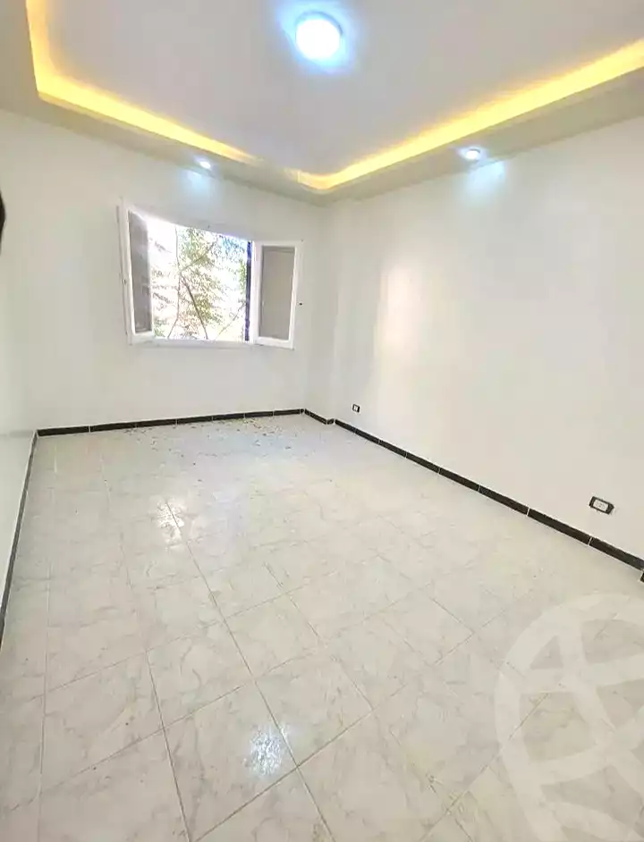https://aqarmap.com.eg/ar/listing/7139156-for-sale-alexandria-al-agamy-shataa-el-nakheel