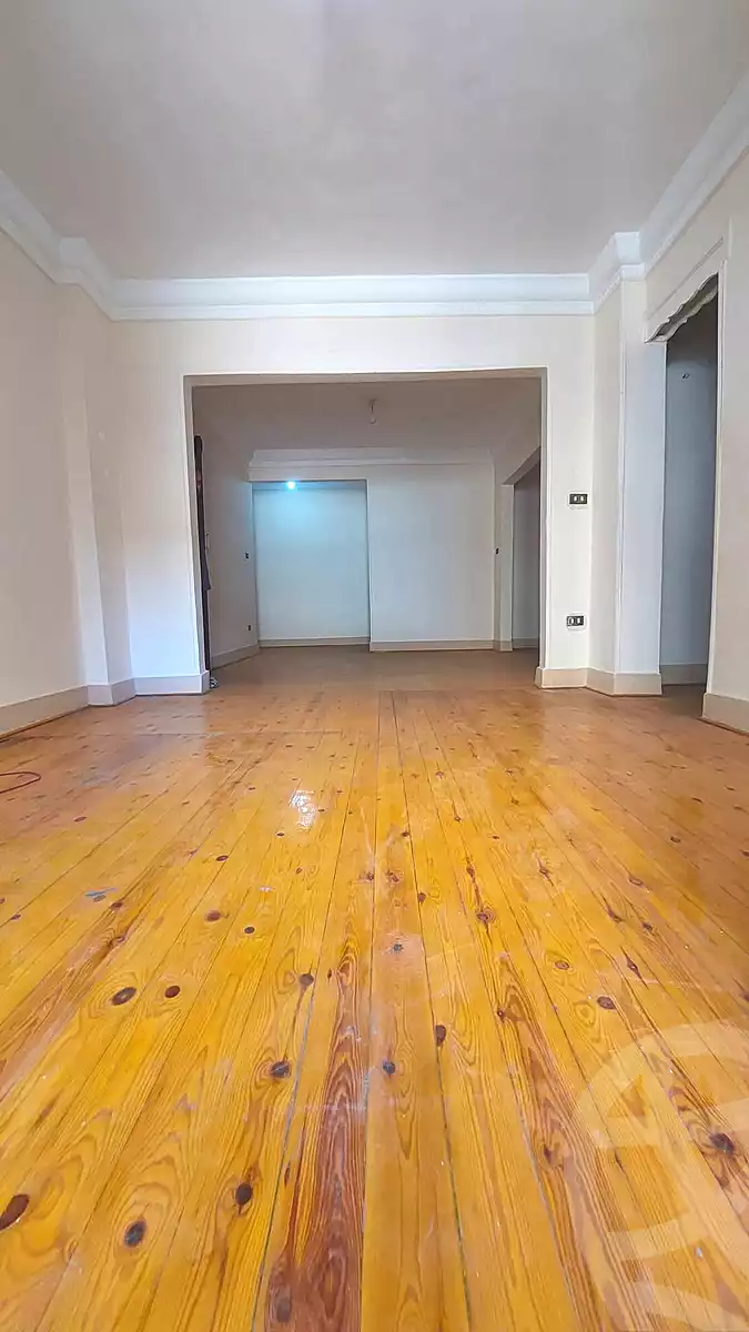 https://aqarmap.com.eg/ar/listing/7139152-for-rent-alexandria-miami-shr-jml-bd-lnsr