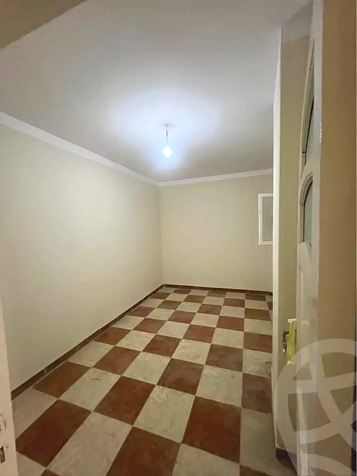 https://aqarmap.com.eg/ar/listing/7139177-for-rent-alexandria-al-agamy-lbytsh