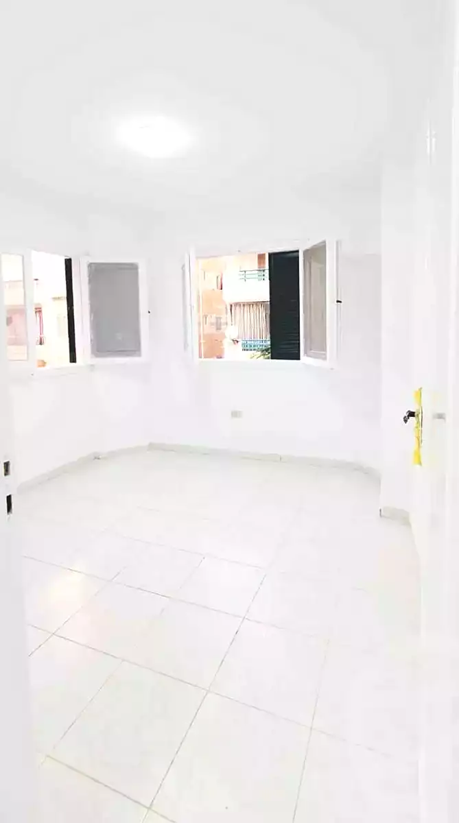 https://aqarmap.com.eg/en/listing/7139334-for-sale-alexandria-al-agamy-shataa-el-nakheel