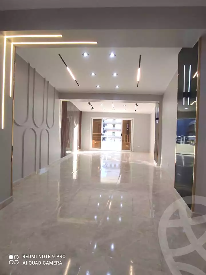 https://aqarmap.com.eg/ar/listing/7139500-for-sale-alexandria-el-asafra-shr-45