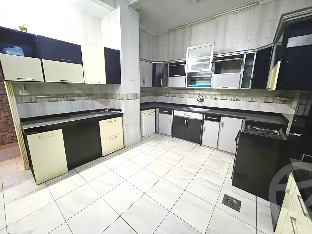 https://aqarmap.com.eg/en/listing/7139524-for-sale-alexandria-zezenia