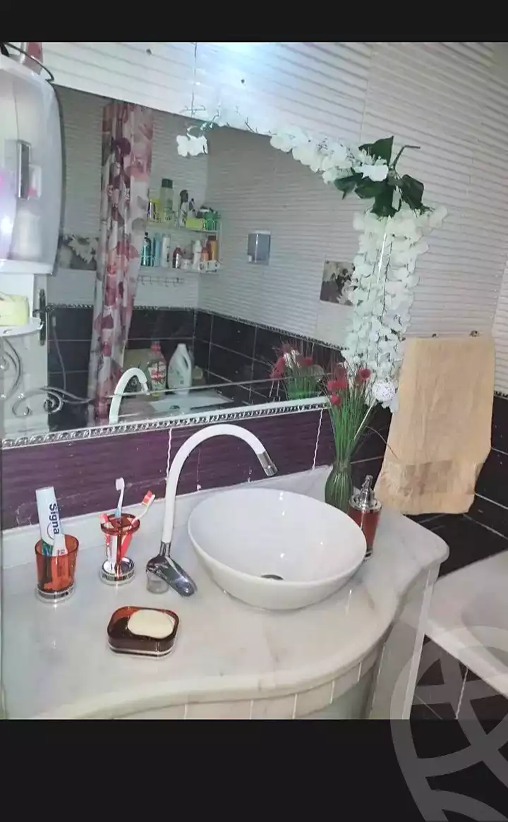 https://aqarmap.com.eg/en/listing/7139527-for-sale-alexandria-camp-cesar-el-gaish-rd