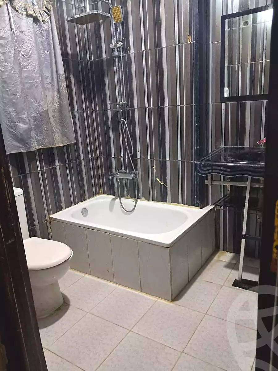 https://aqarmap.com.eg/en/listing/7139572-for-sale-cairo-helwan-mnshy-yn-hlwn-rael-st