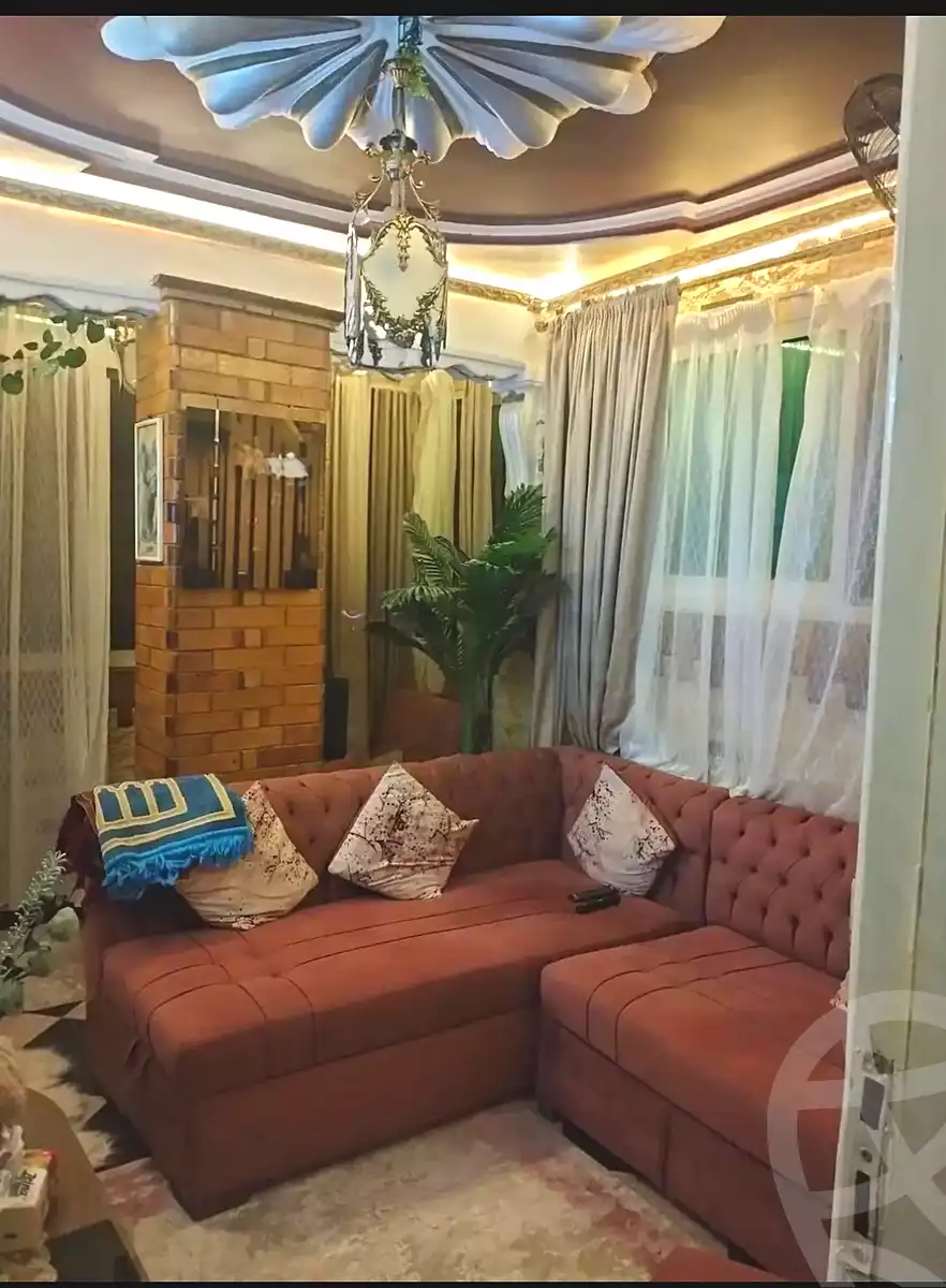 https://aqarmap.com.eg/ar/listing/7139575-for-sale-alexandria-al-agamy-el-hanouvel-radwan-st