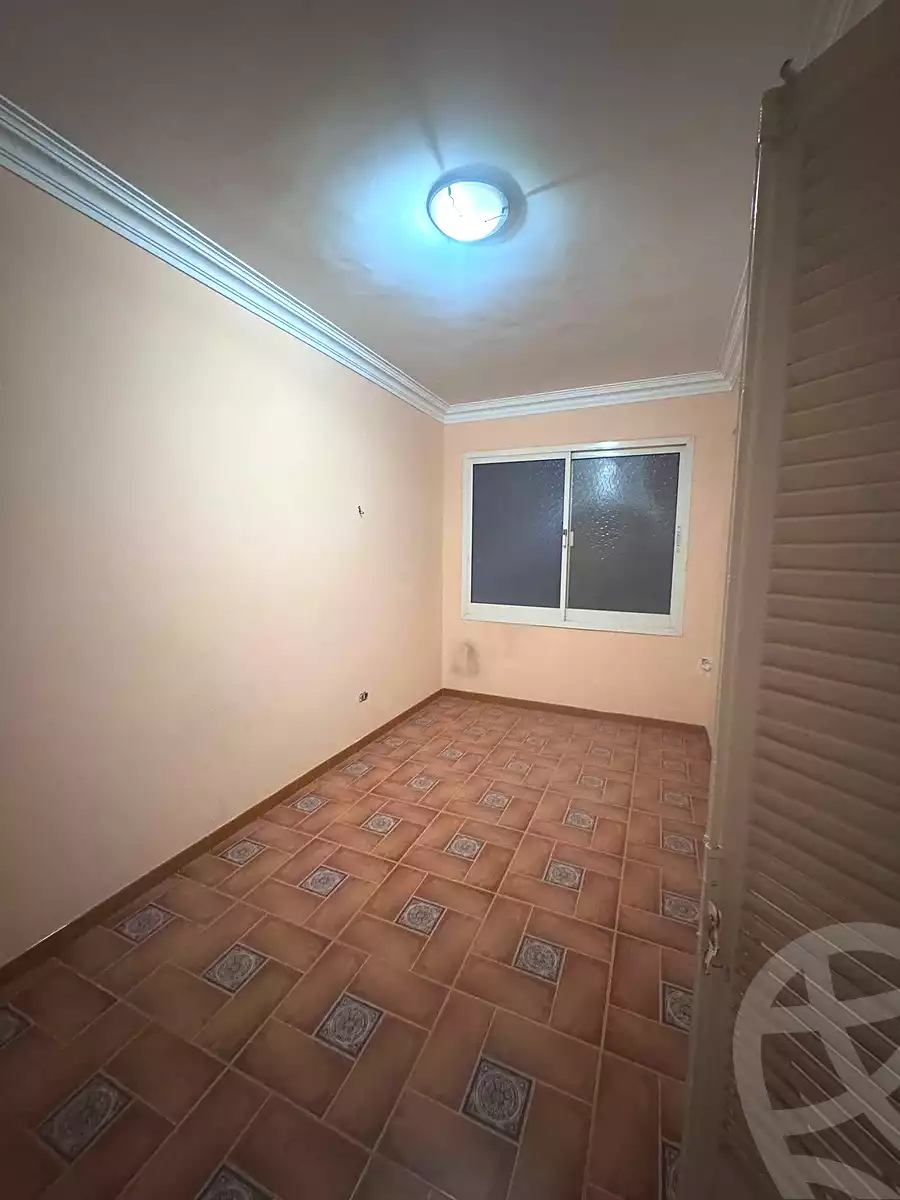 https://aqarmap.com.eg/en/listing/7139585-for-sale-cairo-helwan-mahmoud-khater-st