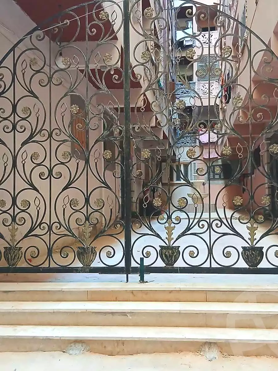 https://aqarmap.com.eg/ar/listing/7139679-for-sale-alexandria-al-agamy-el-hanouvel