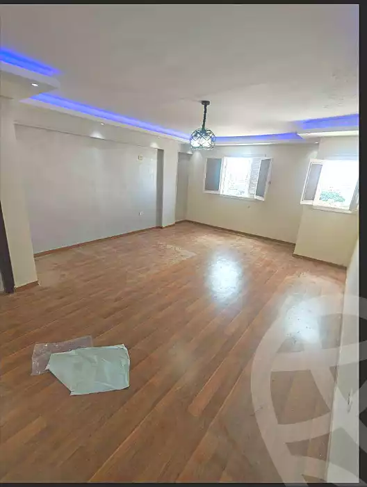 https://aqarmap.com.eg/en/listing/7139802-for-sale-alexandria-al-agamy-el-hanouvel-kasr-al-quiri-st-1