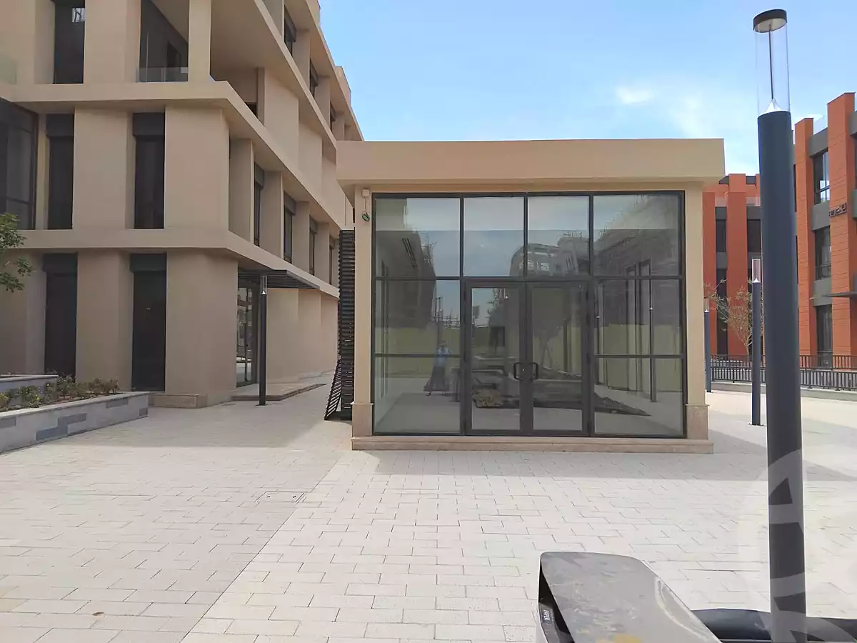https://aqarmap.com.eg/ar/listing/7139998-for-sale-cairo-new-cairo-compounds-myndhws-byzns-mrkz-llttwyr