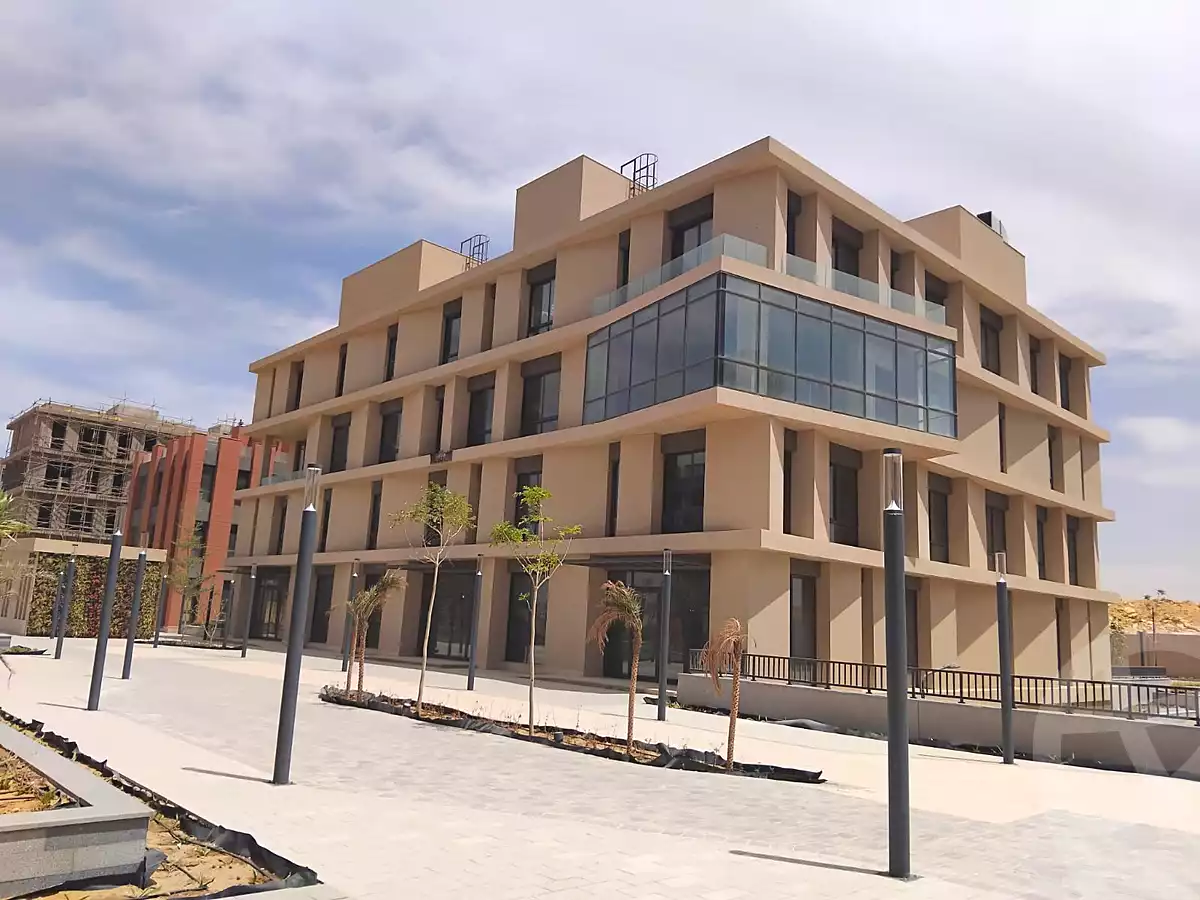 https://aqarmap.com.eg/ar/listing/7139998-for-sale-cairo-new-cairo-compounds-myndhws-byzns-mrkz-llttwyr
