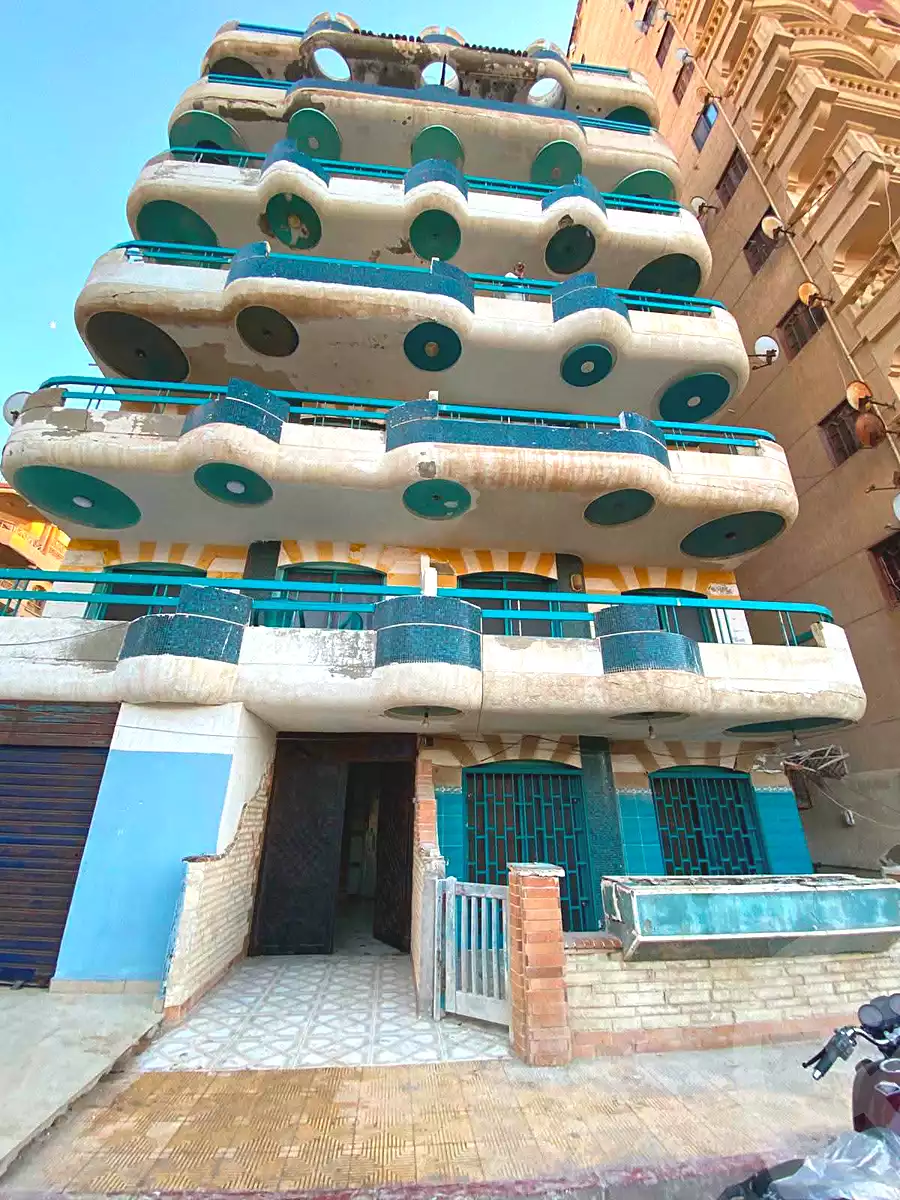 https://aqarmap.com.eg/ar/listing/7140439-for-sale-alexandria-al-agamy-shataa-el-nakheel