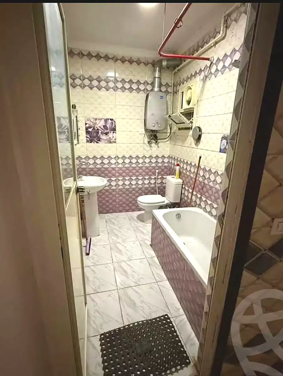 https://aqarmap.com.eg/ar/listing/7140501-for-rent-alexandria-el-asafra-salman-el-farsi-st