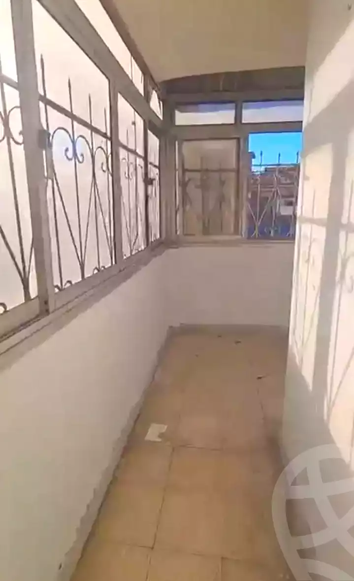 https://aqarmap.com.eg/en/listing/7140543-for-rent-alexandria-smouha-tout-ankh-amoun-st