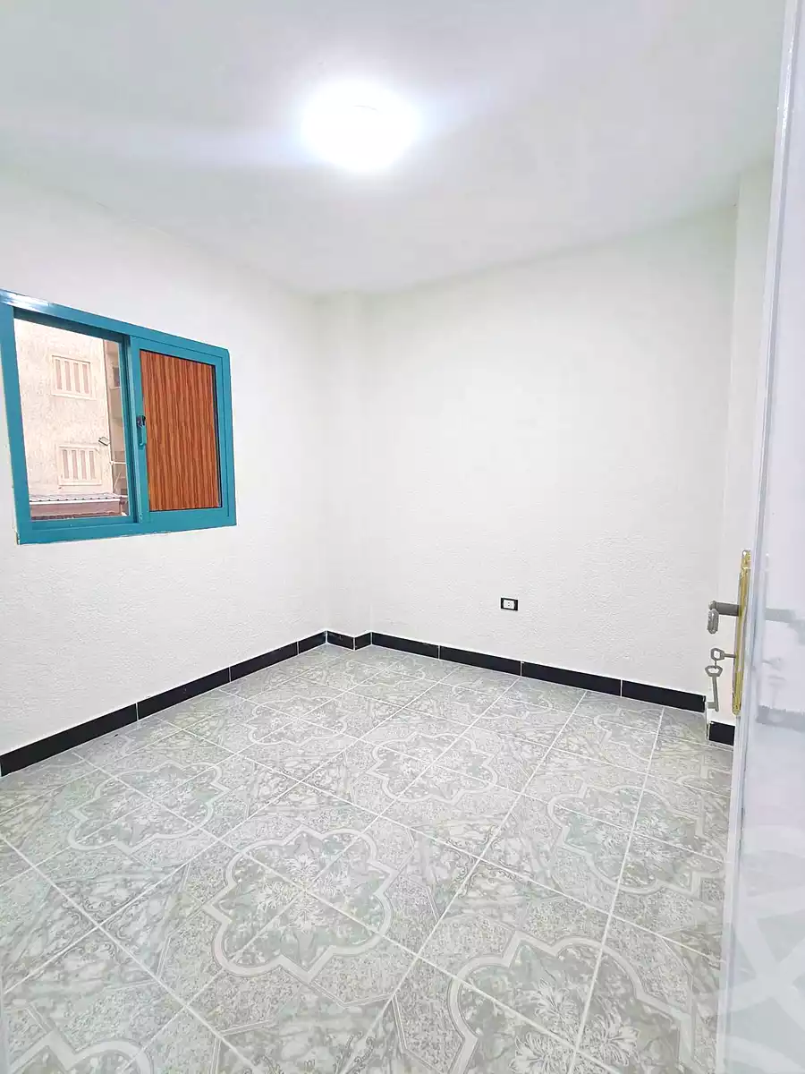 https://aqarmap.com.eg/ar/listing/7140622-for-sale-alexandria-al-agamy-shataa-el-nakheel-street-10