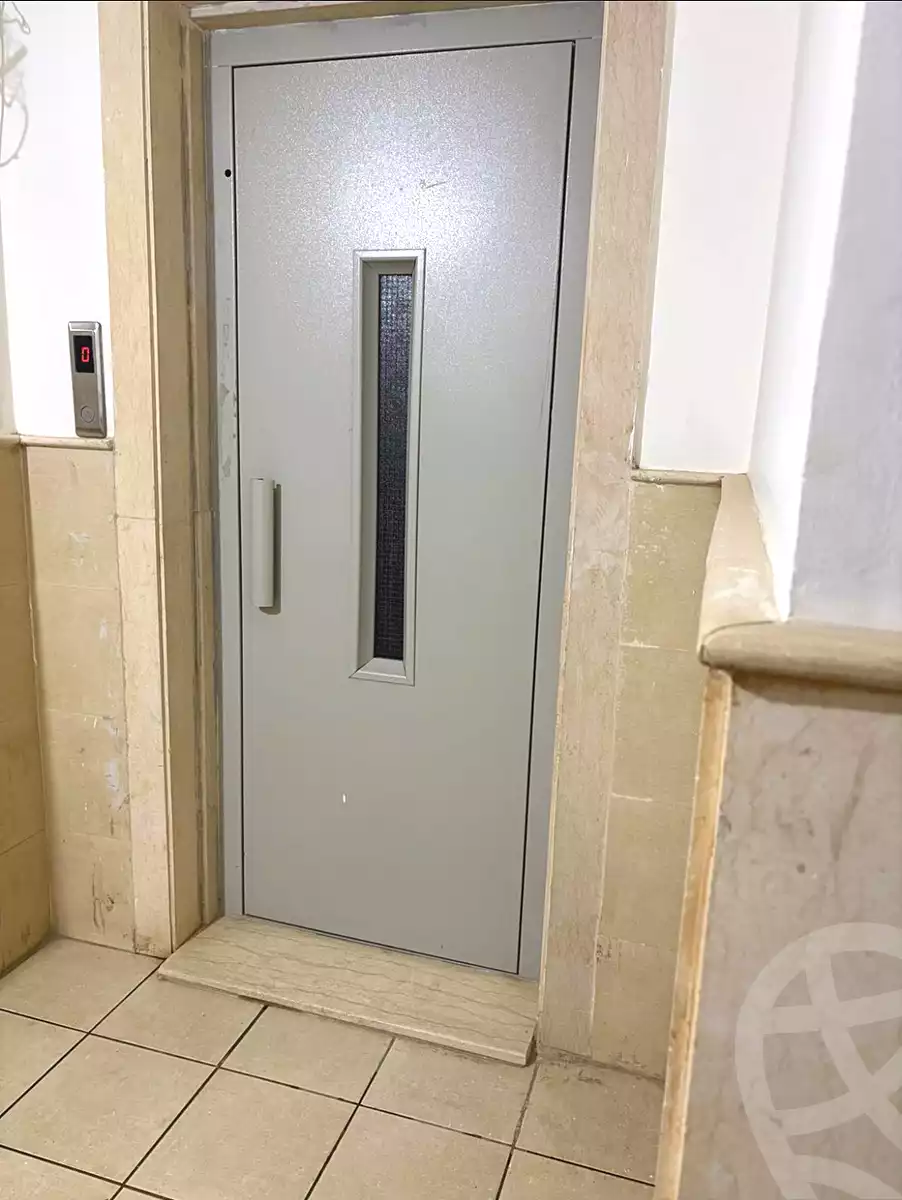 https://aqarmap.com.eg/ar/listing/7140663-for-rent-cairo-new-cairo-first-settlement-neighborhood-12-adel-khairy-st