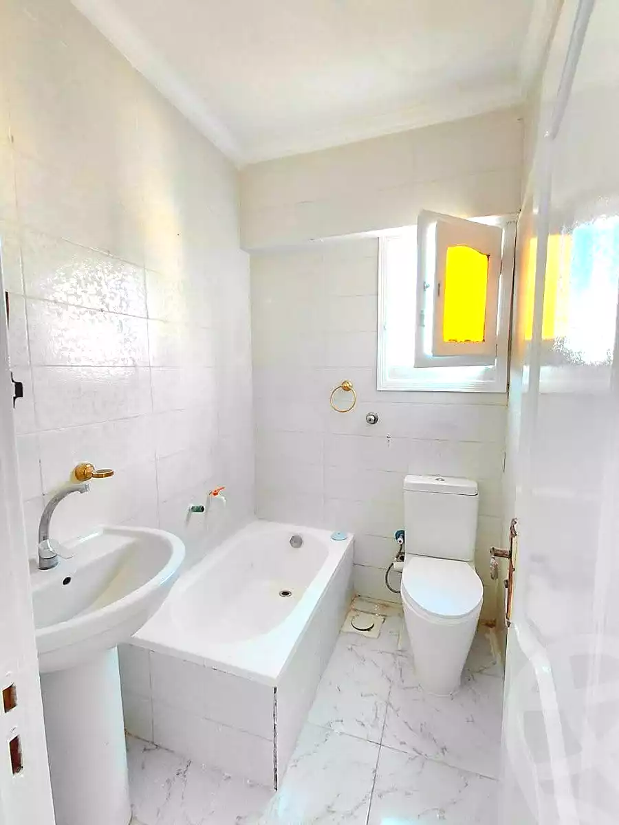 https://aqarmap.com.eg/ar/listing/7140768-for-sale-alexandria-al-agamy