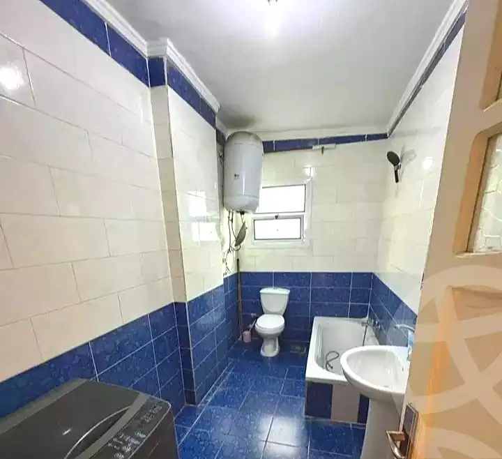 https://aqarmap.com.eg/ar/listing/7140820-for-sale-alexandria-miami-khld-bn-lwlyd