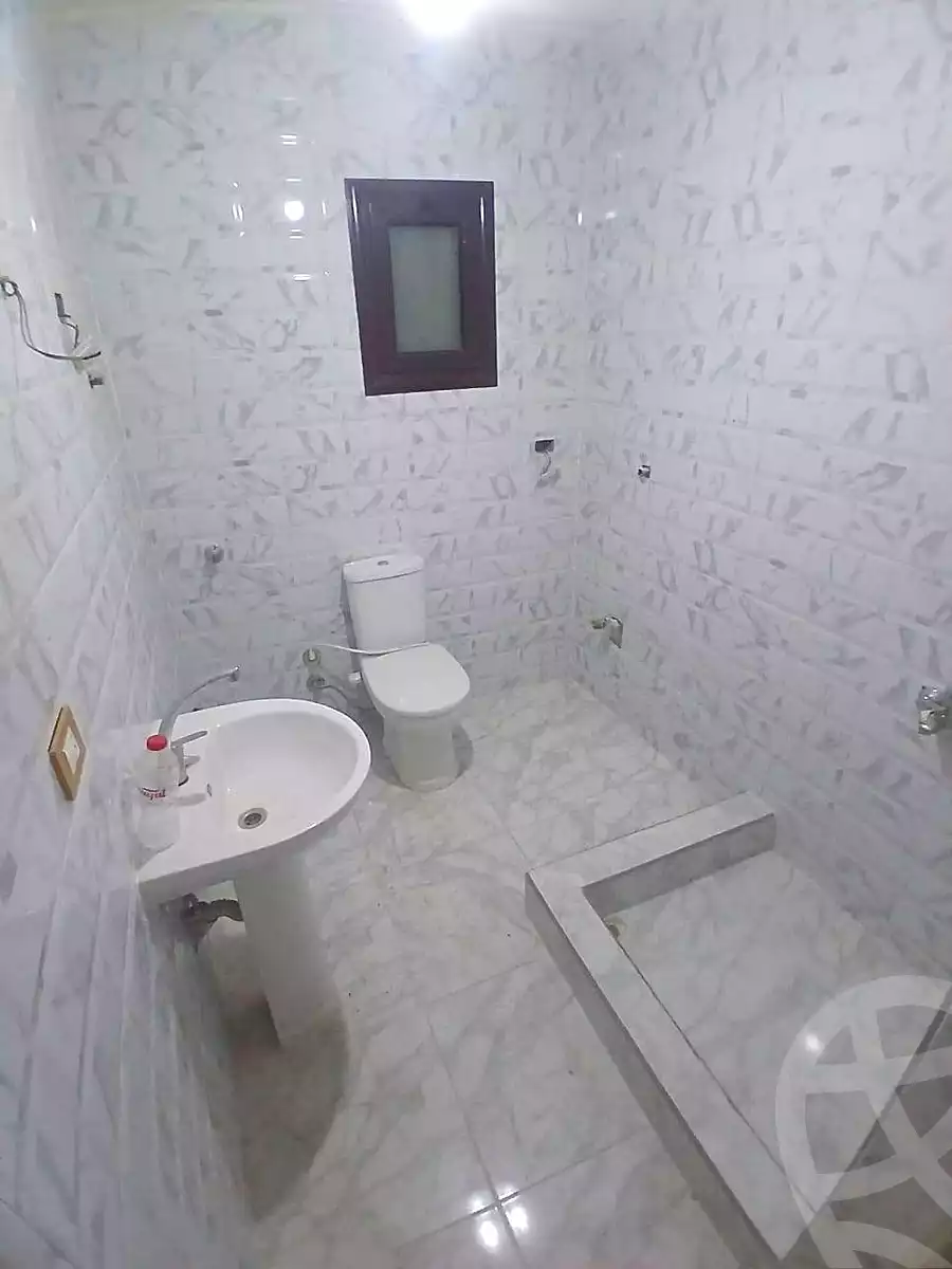 https://aqarmap.com.eg/ar/listing/7140854-for-sale-alexandria-al-agamy-el-hanouvel-abo-bakr-el-sedeek-st