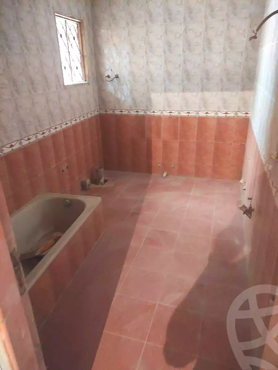 https://aqarmap.com.eg/ar/listing/7141068-for-sale-cairo-nozha-2-el-khamseen-st