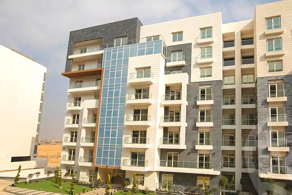 https://aqarmap.com.eg/ar/listing/7141051-for-sale-cairo-new-administrative-capital-r7-oia