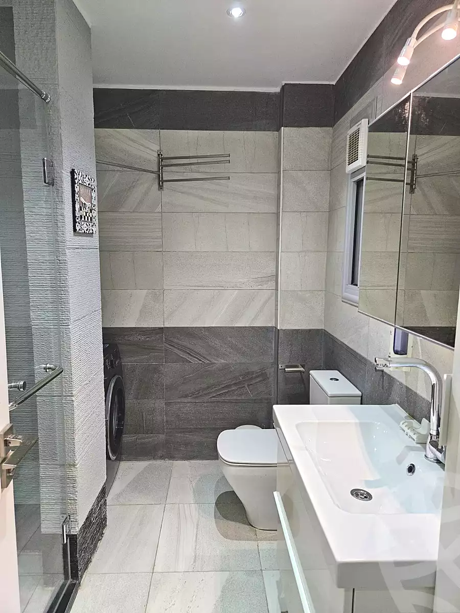 https://aqarmap.com.eg/ar/listing/7141117-for-sale-cairo-el-sheikh-zayed-city-el-hay-elthamen-area-1