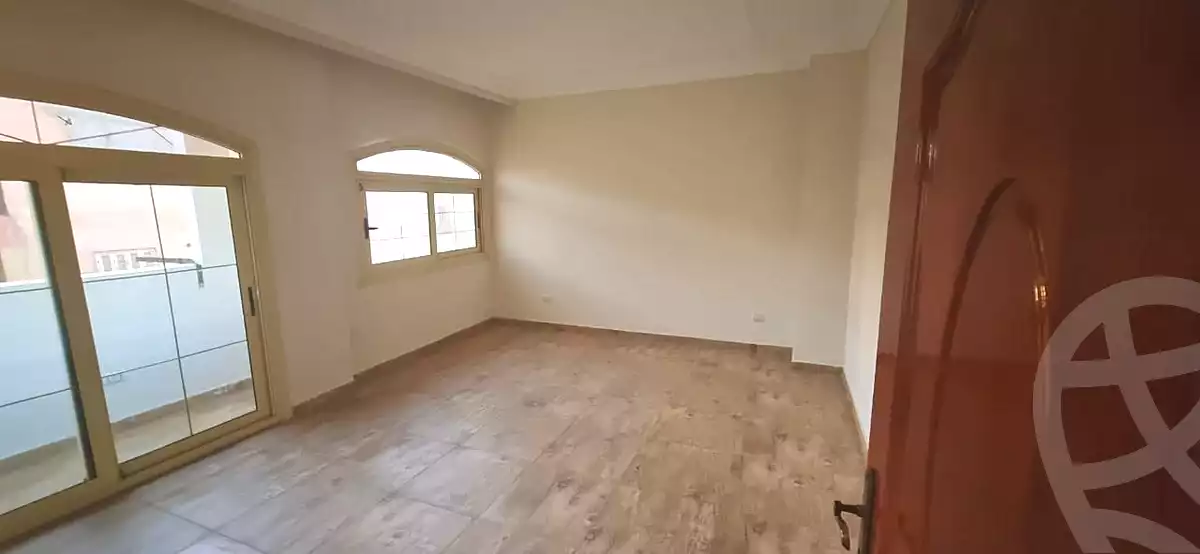 https://aqarmap.com.eg/ar/listing/7141496-for-sale-cairo-6th-of-october-el-ahyaa-neighborhood-3rd-al-hay-al-thalith-st