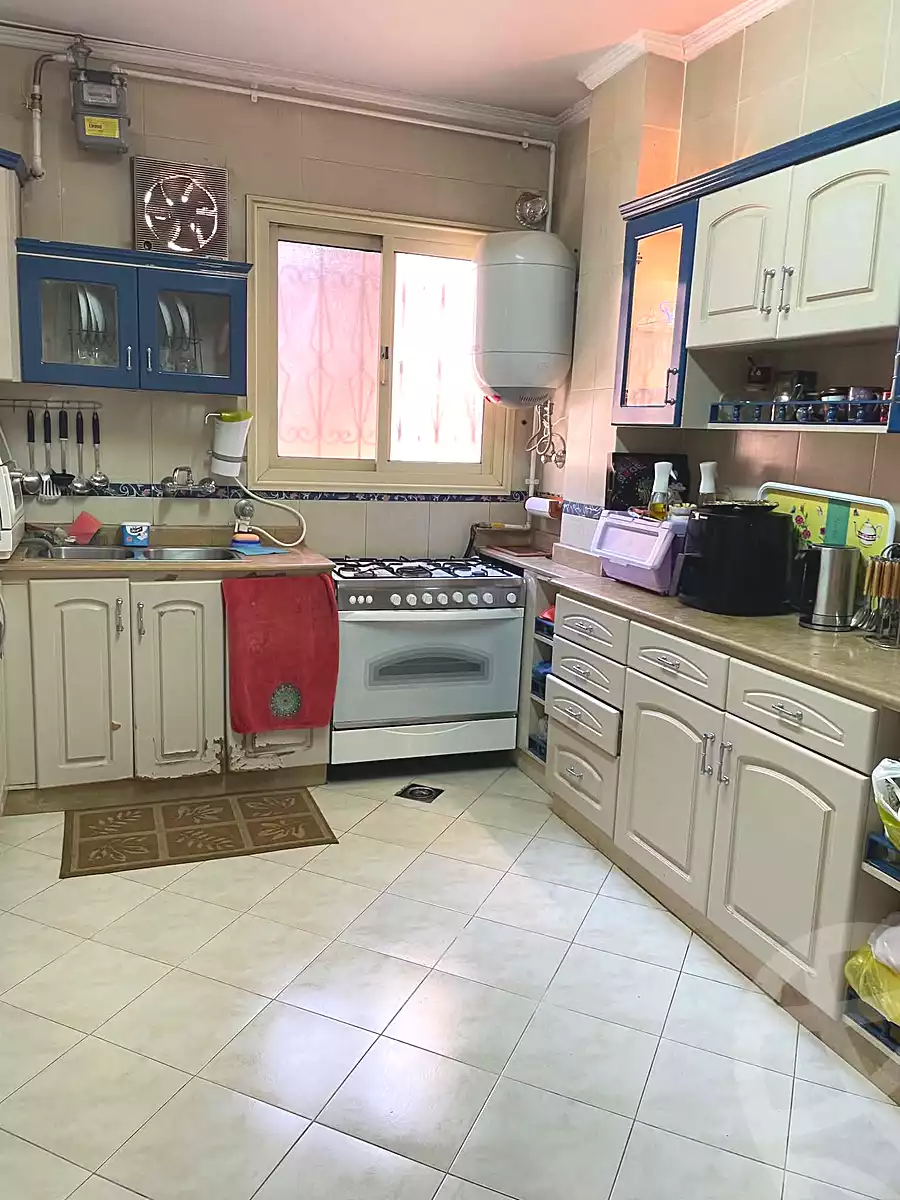 https://aqarmap.com.eg/ar/listing/7141540-for-rent-cairo-6th-of-october-el-hay-el-motamyz-first-touristic-village-el-shaheed-mohammed-abdul-latif-alshimi-st
