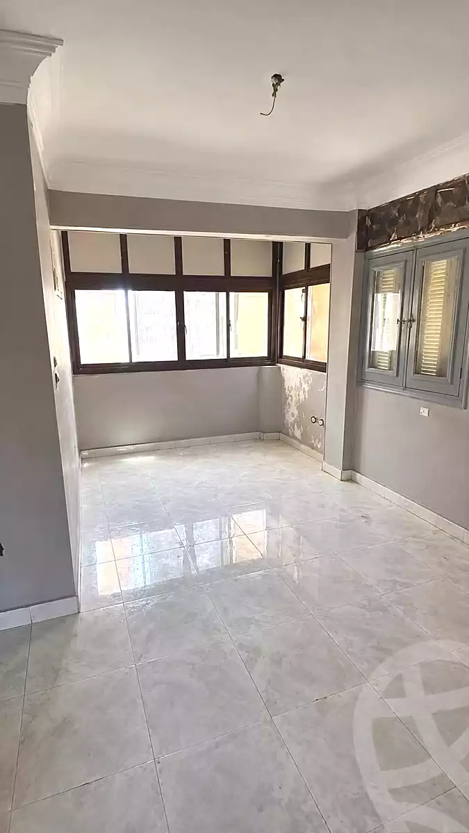 https://aqarmap.com.eg/ar/listing/7141611-for-sale-cairo-el-haram-shareaa-naser-el-thawrah