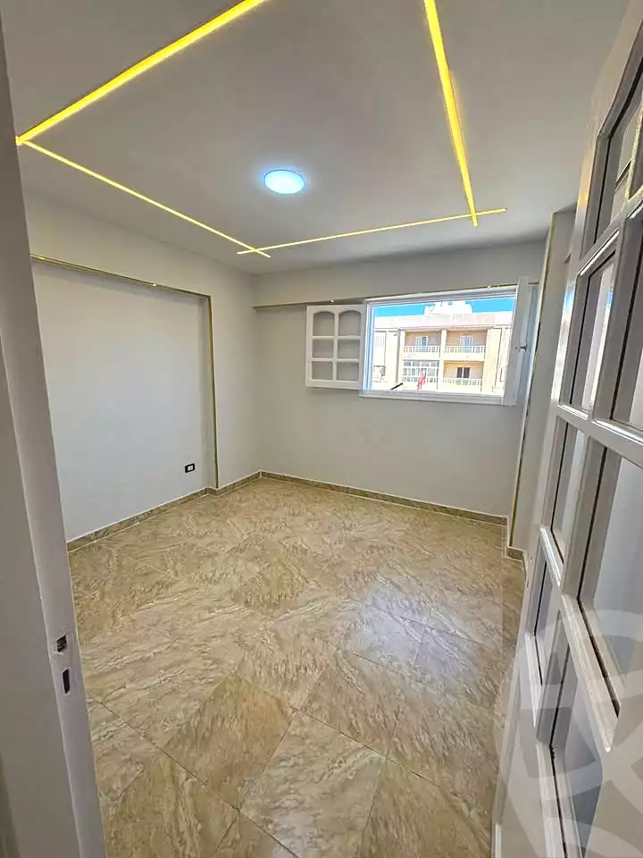 https://aqarmap.com.eg/ar/listing/7141736-for-sale-alexandria-el-asafra-shr-45