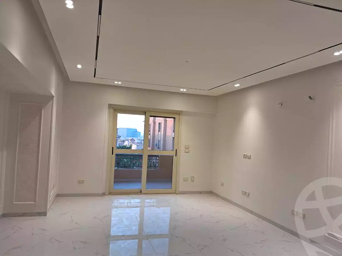 https://aqarmap.com.eg/ar/listing/7141815-for-rent-cairo-el-sheikh-zayed-city-compounds-el-khamayel