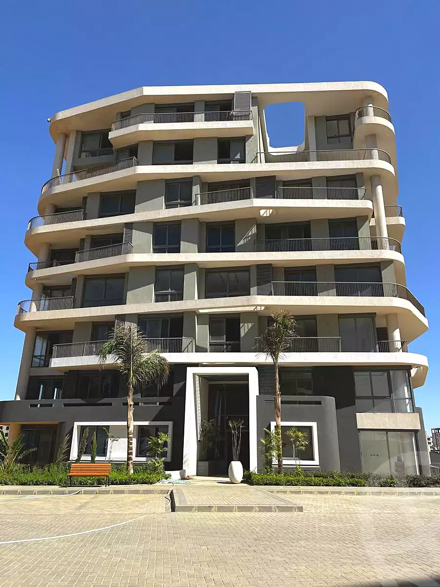 https://aqarmap.com.eg/ar/listing/7141987-for-sale-cairo-new-administrative-capital-r7-armonia