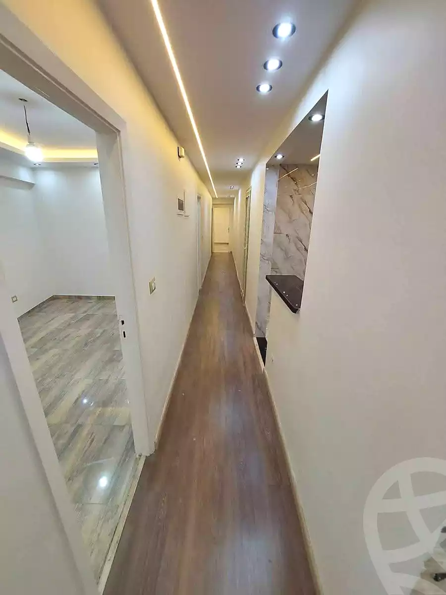 https://aqarmap.com.eg/ar/listing/7142021-for-sale-alexandria-miami-mahmoud-el-isawy-st